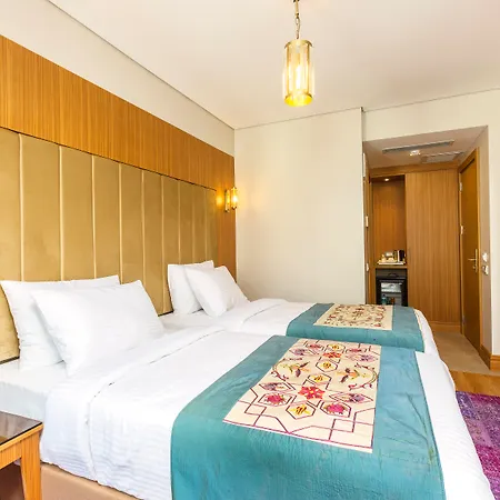 Obelisk & Ξενοδοχείο Κωνσταντινούπολη