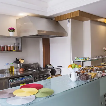 Ξενοδοχείο Obelisk &