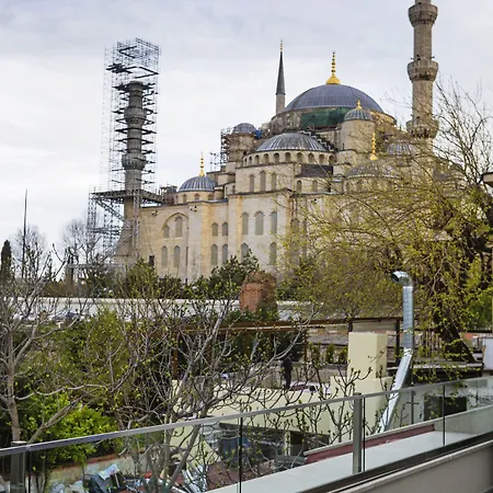 Obelisk & Ξενοδοχείο