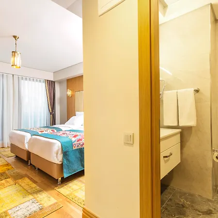 Obelisk & 4* Estambul