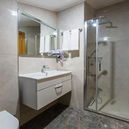 Obelisk Hotel&suites 4*