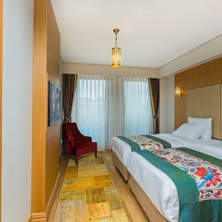 Obelisk & 4* Estambul