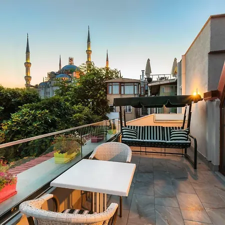 Obelisk & Istanbul