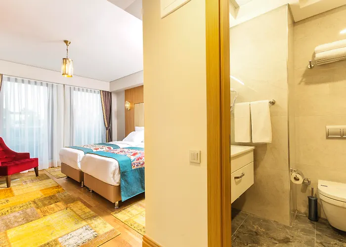 Obelisk & 4* Istanbul