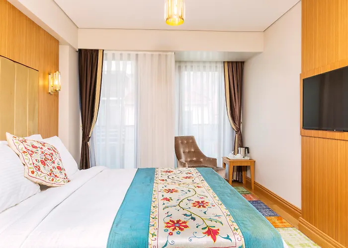 Obelisk & 4* Istanbul