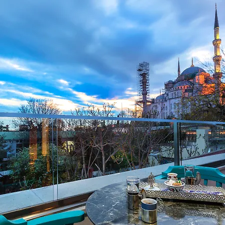 Otel Obelisk & 4*